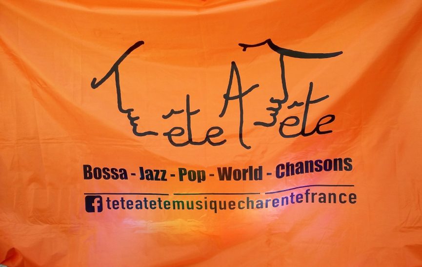 Tête à Tête Banderole Tête à Tête